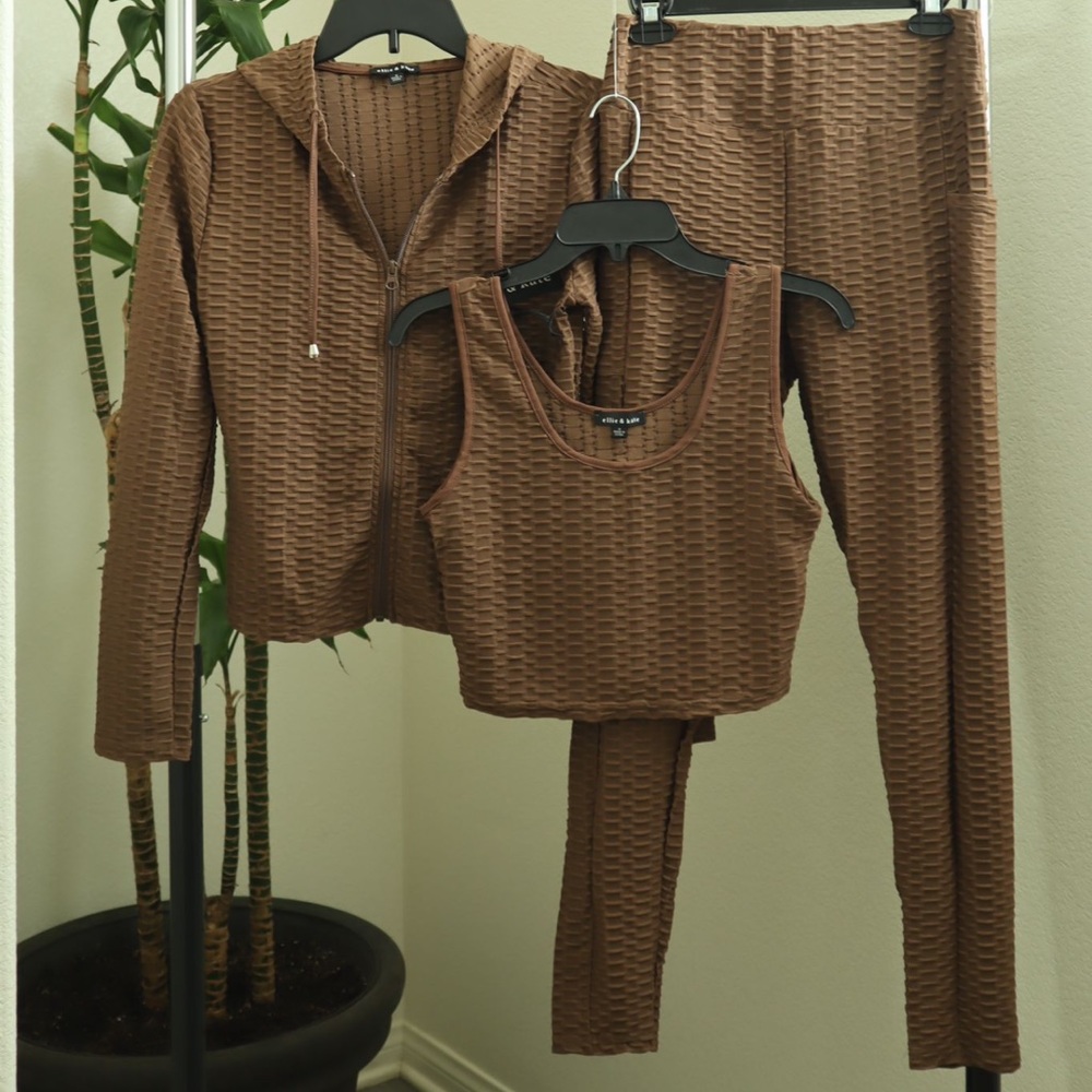 3 piece set brown